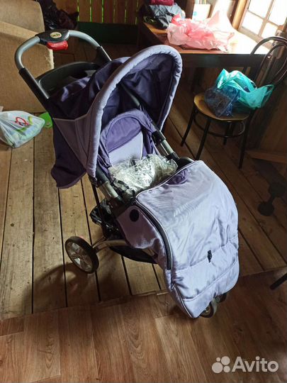 Прогулочная коляска