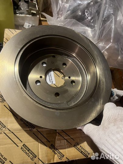 Диск тормозной задний Таета Лексус