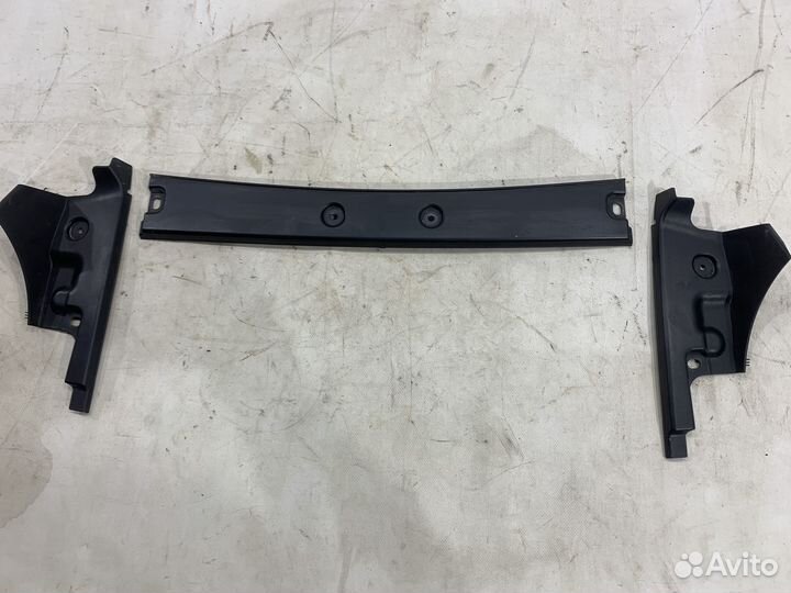 Накладка водосточного желобка BMW X6 F16