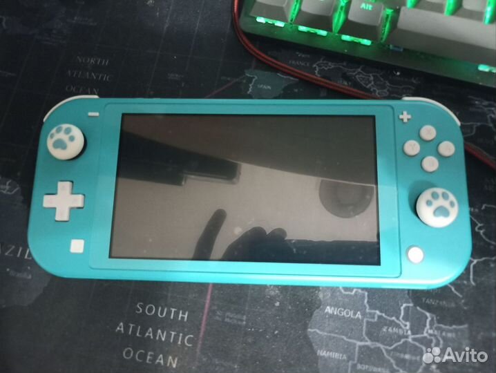 Nintendo switch lite с играми + карта памяти 128gb