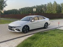 Hyundai Elantra 1.5 CVT, 2023, 60 км, с пробегом, цена 2 200 000 руб.