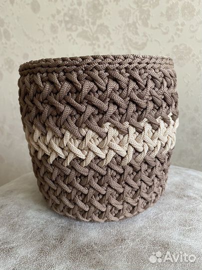 Корзина вязаная