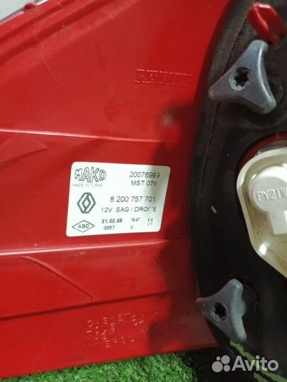 Фонарь задний правый Renault Megane 2 седан 1.6