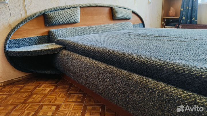 Кровать двухспальная 160 200 бу