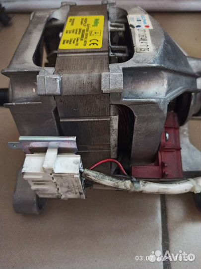 Двигататель стиральной машины