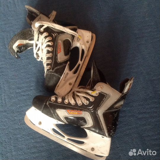 Коньки Easton SE16