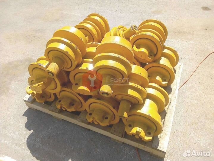 Каток поддерживающий KM4182