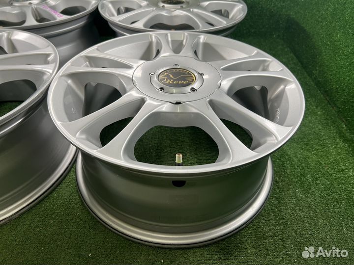 R15 Lups Reve 5x114.3 6.5JJ ET+45 Цо73,1мм