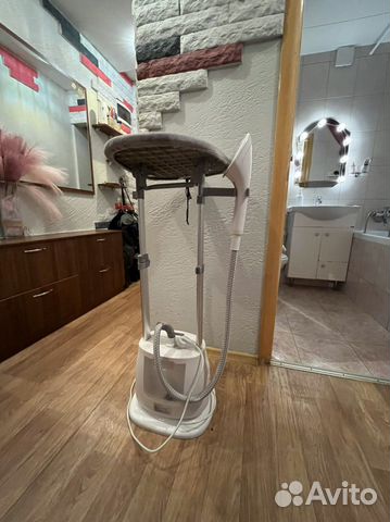 Отпариватель для одежды вертикальный