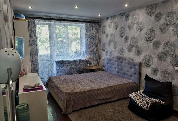 3-к. квартира, 58 м², 3/5 эт.