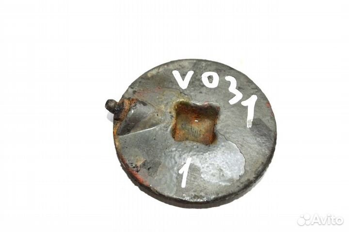 Крышка шкворня поворотного кулака, переднего моста volvo FH12 1-seeria (01.93-12.02)