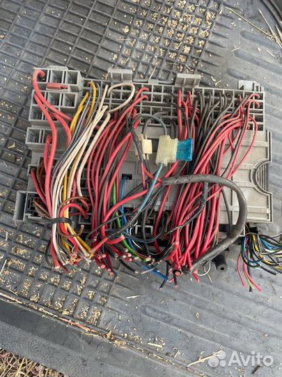 Блок предохранителей Opel vektra B