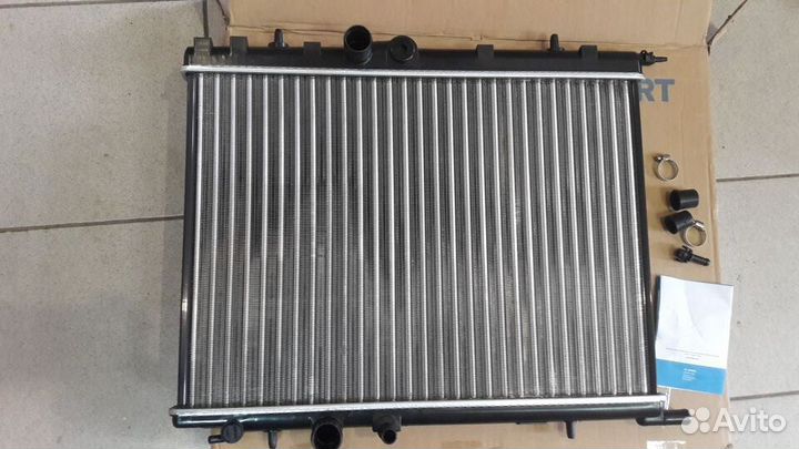 Радиатор Peugeot 206 307 Partner Citroen C4 Xsara