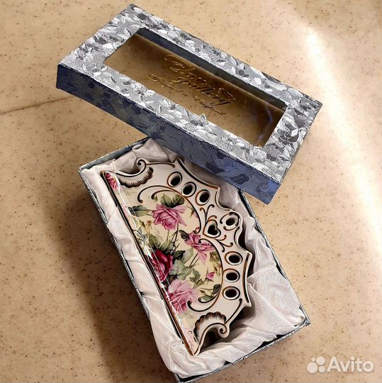 Салфетница из фарфора