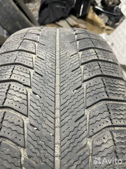 Michelin Latitude X-Ice 215/60 R17 95T