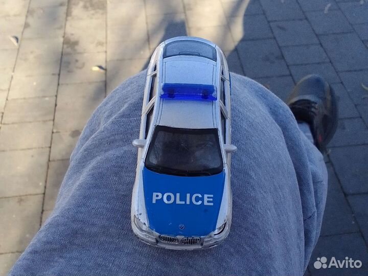 Машинка игрушка железная