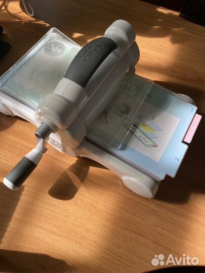 Машинка для вырубки и тиснения