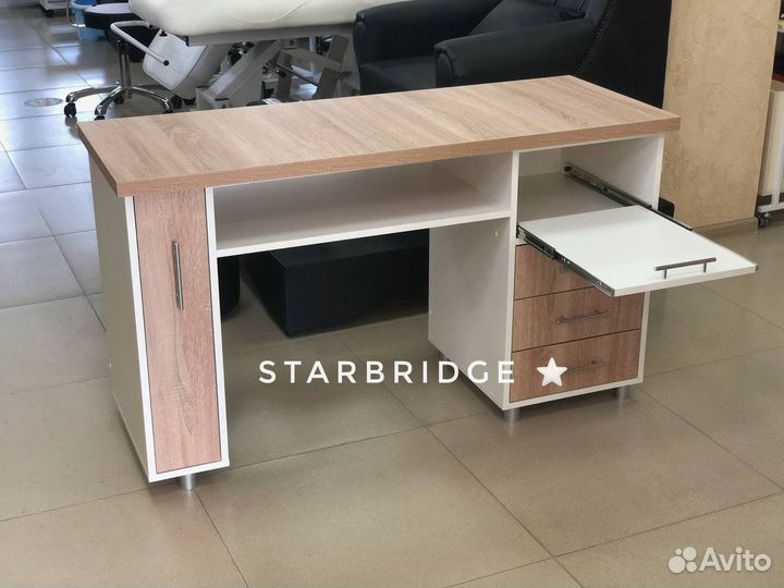 Стол маникюрный