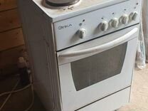 Электрическая плита с духовкой