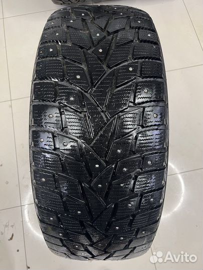 Dunlop Grandtrek Ice 02 285/50 R20