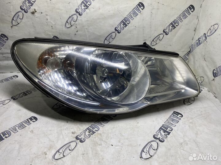 Фара передняя правая Hyundai Elantra