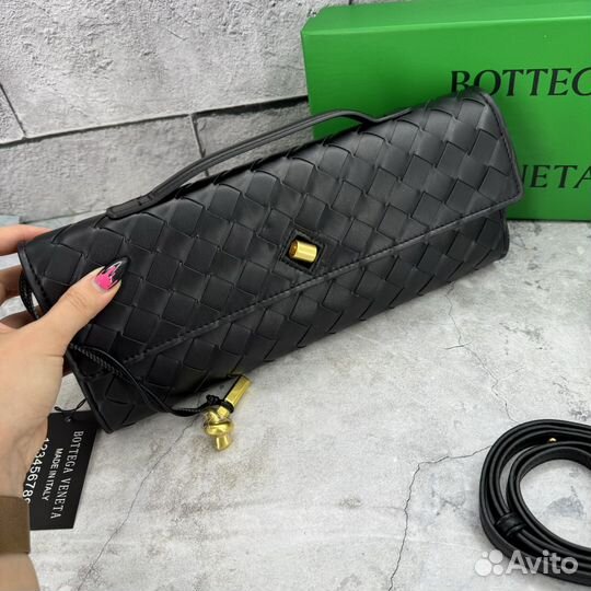 Сумка Bottega Andiamo Clutch чёрная