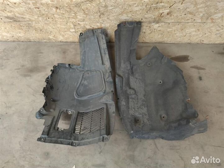 Подкрылок Bmw 6 F13 4.4 I бензин 2012