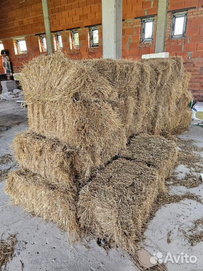 Тюки сена