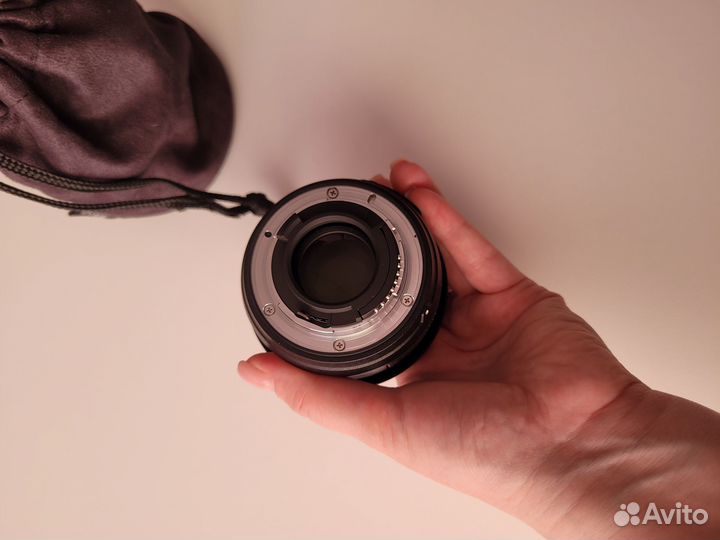 Объектив Nikon dx AF-S Nikkor 35 mm 1:1.8G