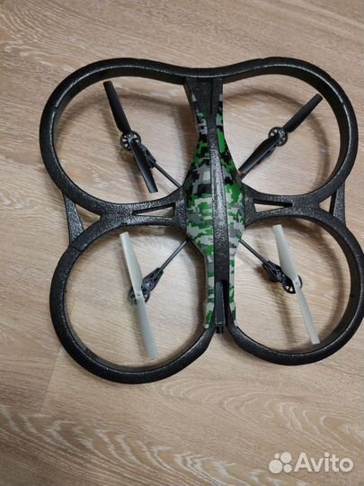 Квадрокоптер Parrot AR.Drone 2.0 elite edition
