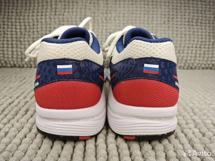 Mizuno Crusader 9 Forward