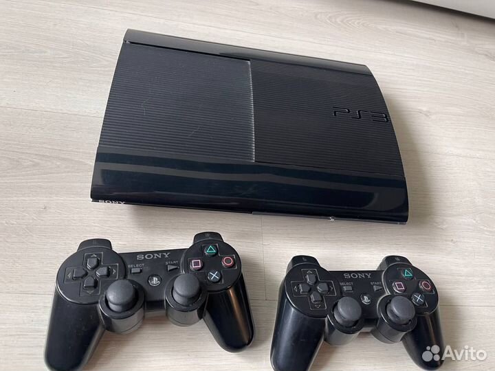 Sony PlayStation 3 не прошитая + 13 игр