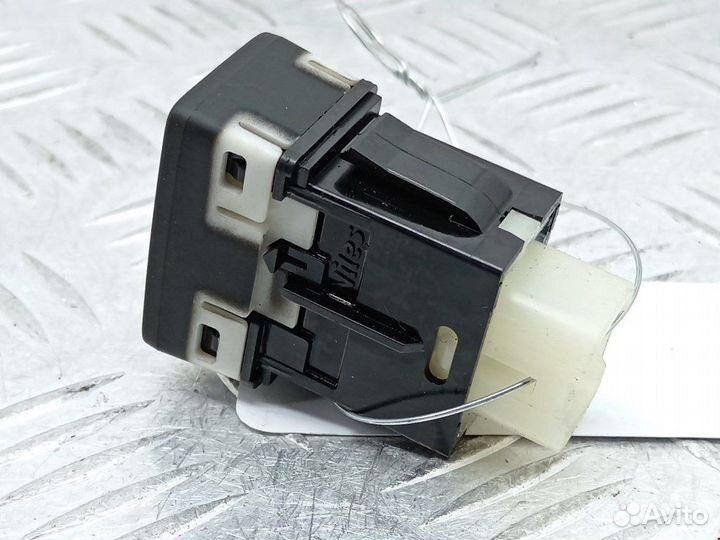 Кнопка корректора фар Suzuki Splash рест. 2013