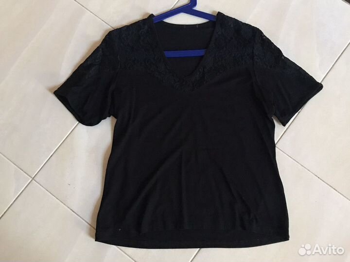 Платок черный и кофта черная