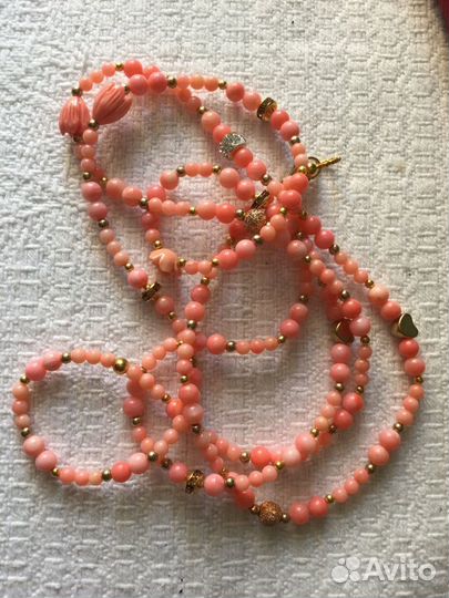 Бусы коралл