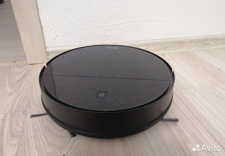 Робот пылесос