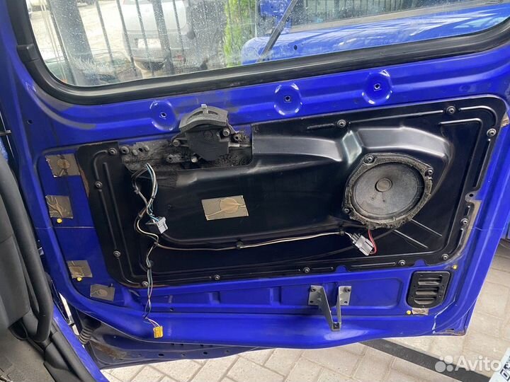 Дверь правая Volvo FH