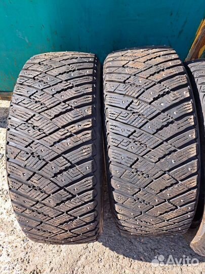 Goodyear Ultragrip Ice Arctic 205/50 R17 93T