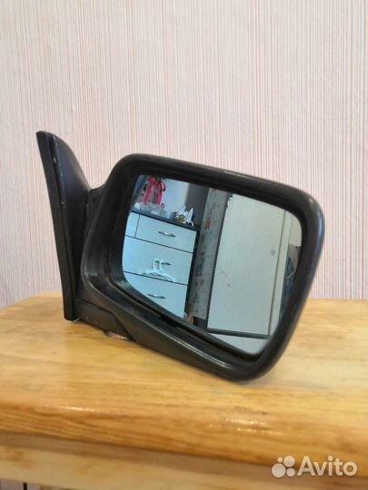 Зеркало правое BMW 316i 1989
