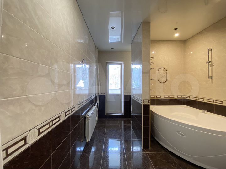 3-к. квартира, 72,7 м², 2/9 эт.