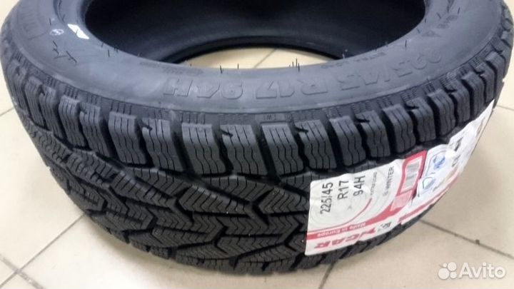 Tigar Winter 225/55 R17 101V