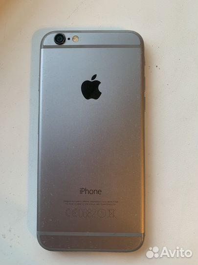 Телефон iPhone 6