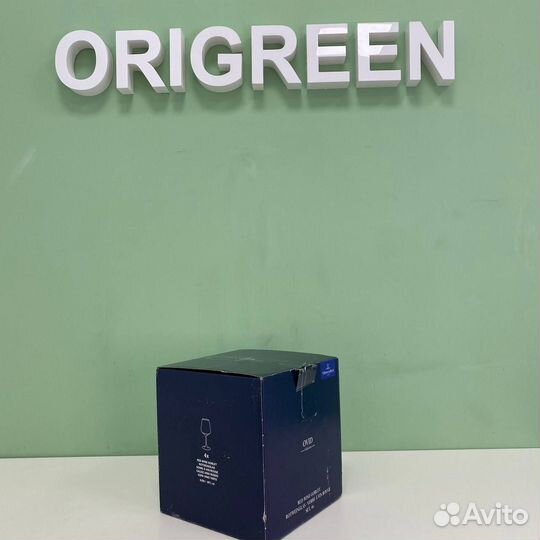 Villeroy & Boch Ovid red wine glass