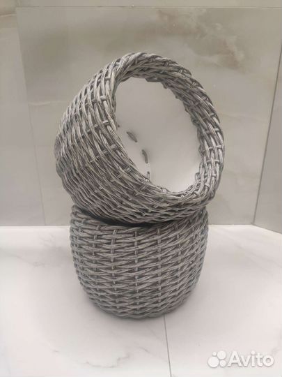 Кашпо из ротанга