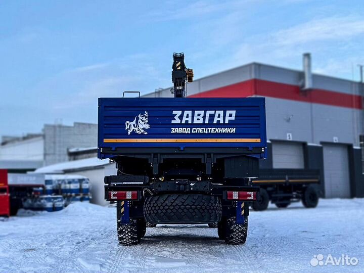 Бортовой грузовик КАМАЗ 43118-50 с КМУ DongYang, 2024