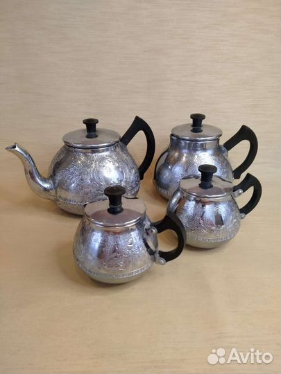 Чайно-кофейный алюминиевый сервиз