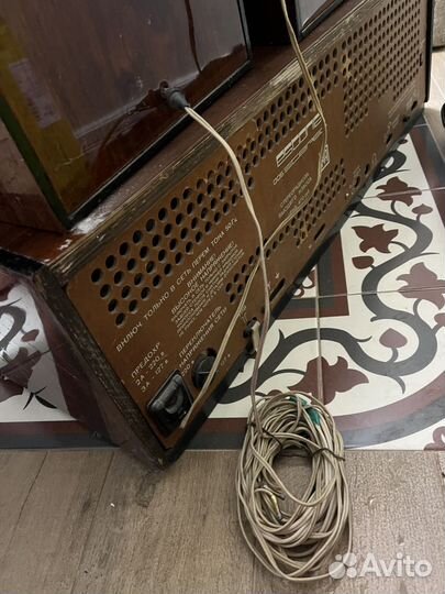 Радиола Estonia 006