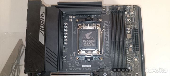 Gigabyte B650M aorus elite ax am5 ddr5