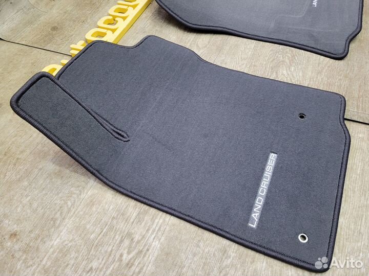 Коврики в салон Toyota Land Cruiser 150 Prado