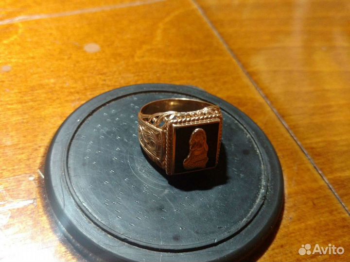 Печатка золотая